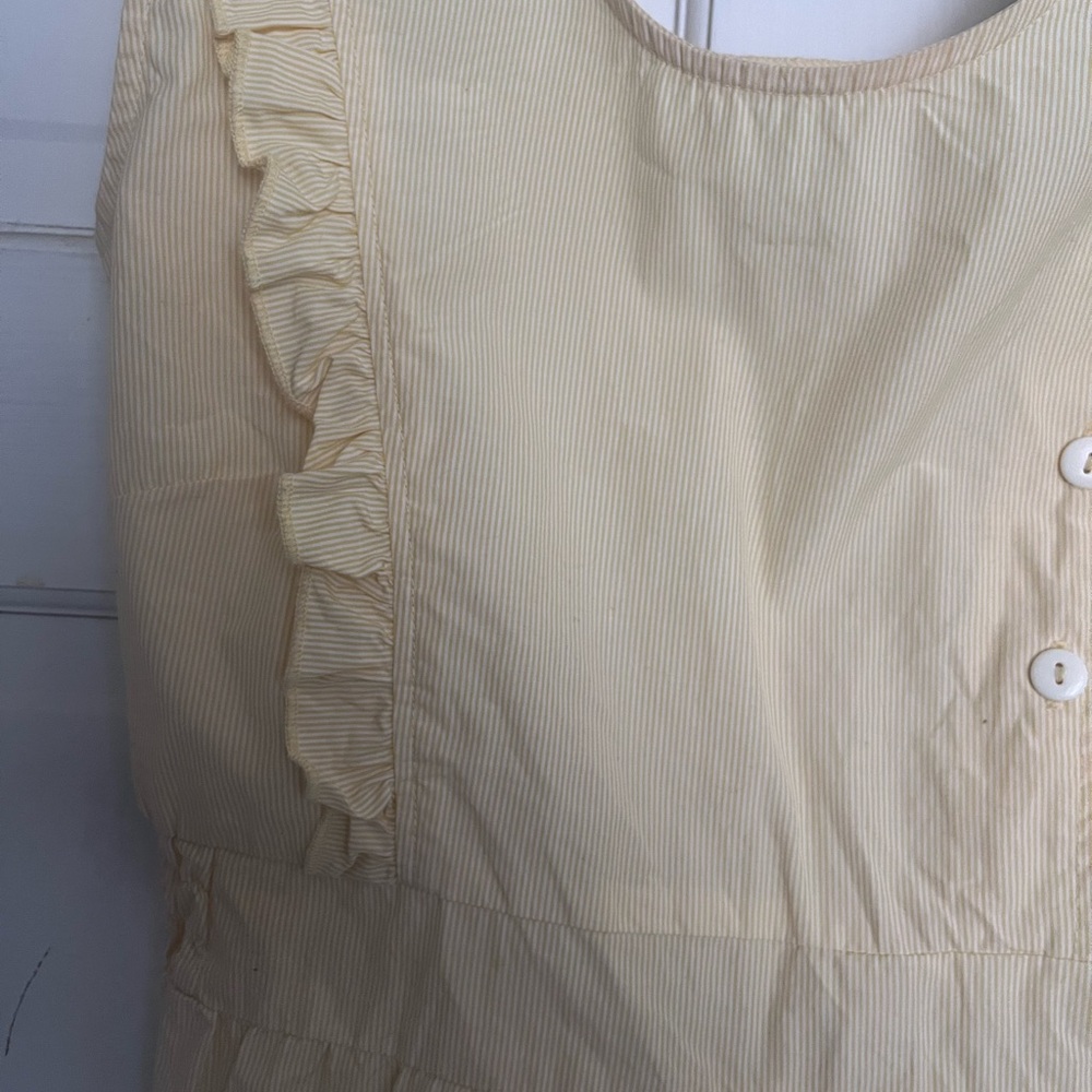 Cute light weight dress - Picture 3 of 4